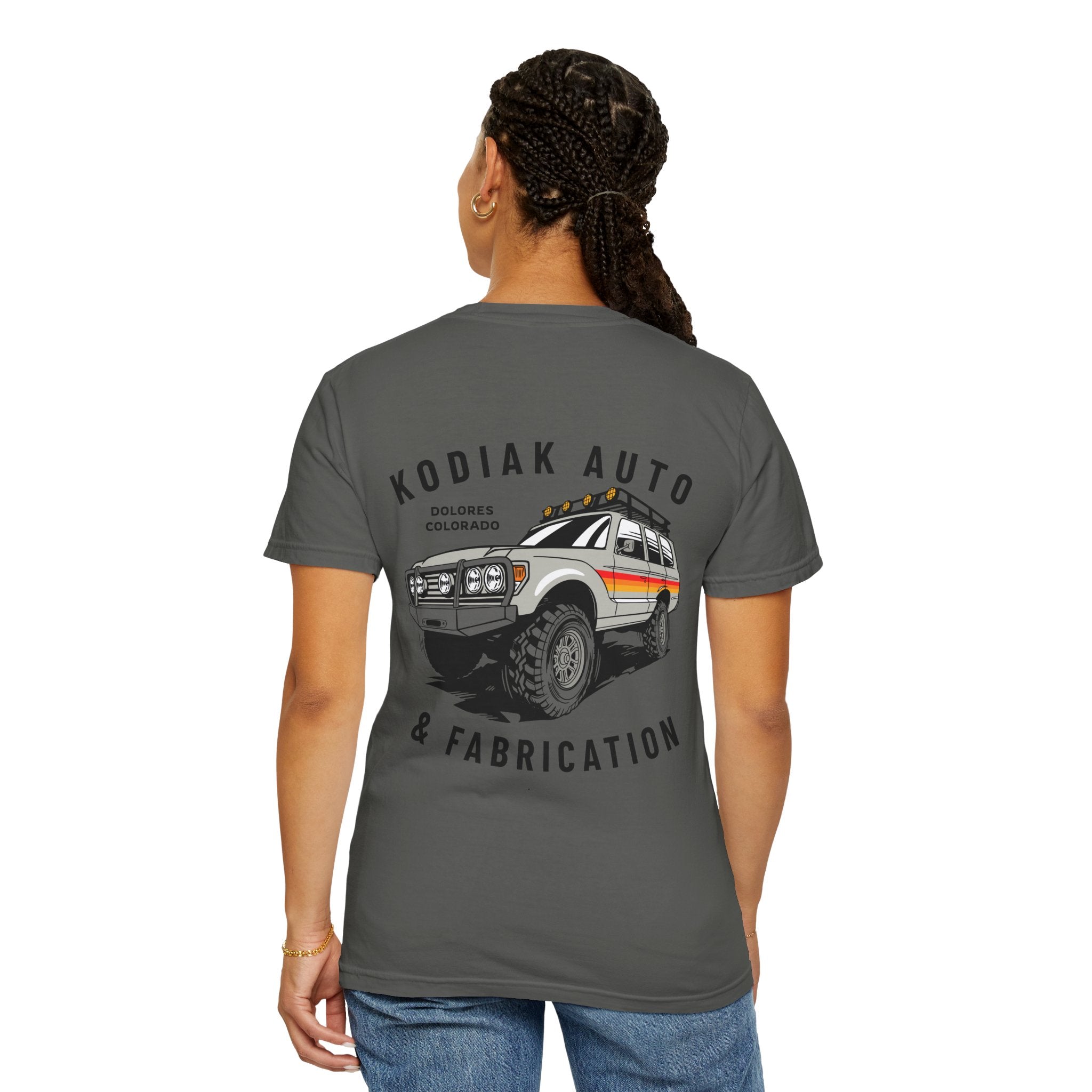 Kodiak Auto Off-Road T‑Shirt — Vintage Overland Truck Graphic