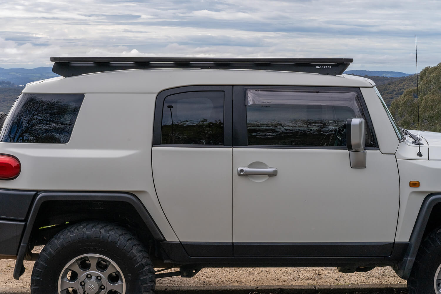 17920020_v2l.jpg thumbnail