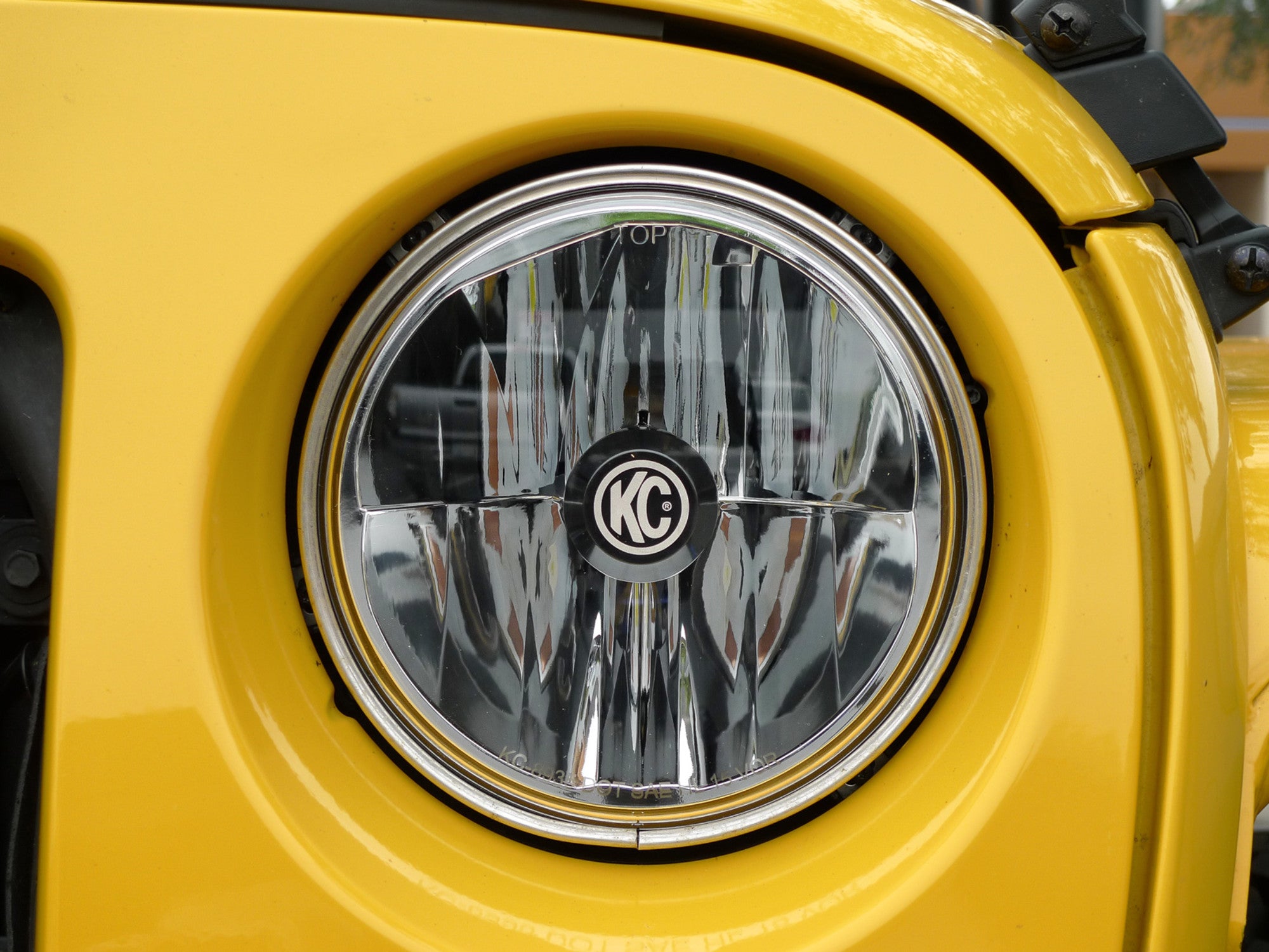 42351_Headlights_4.jpg thumbnail