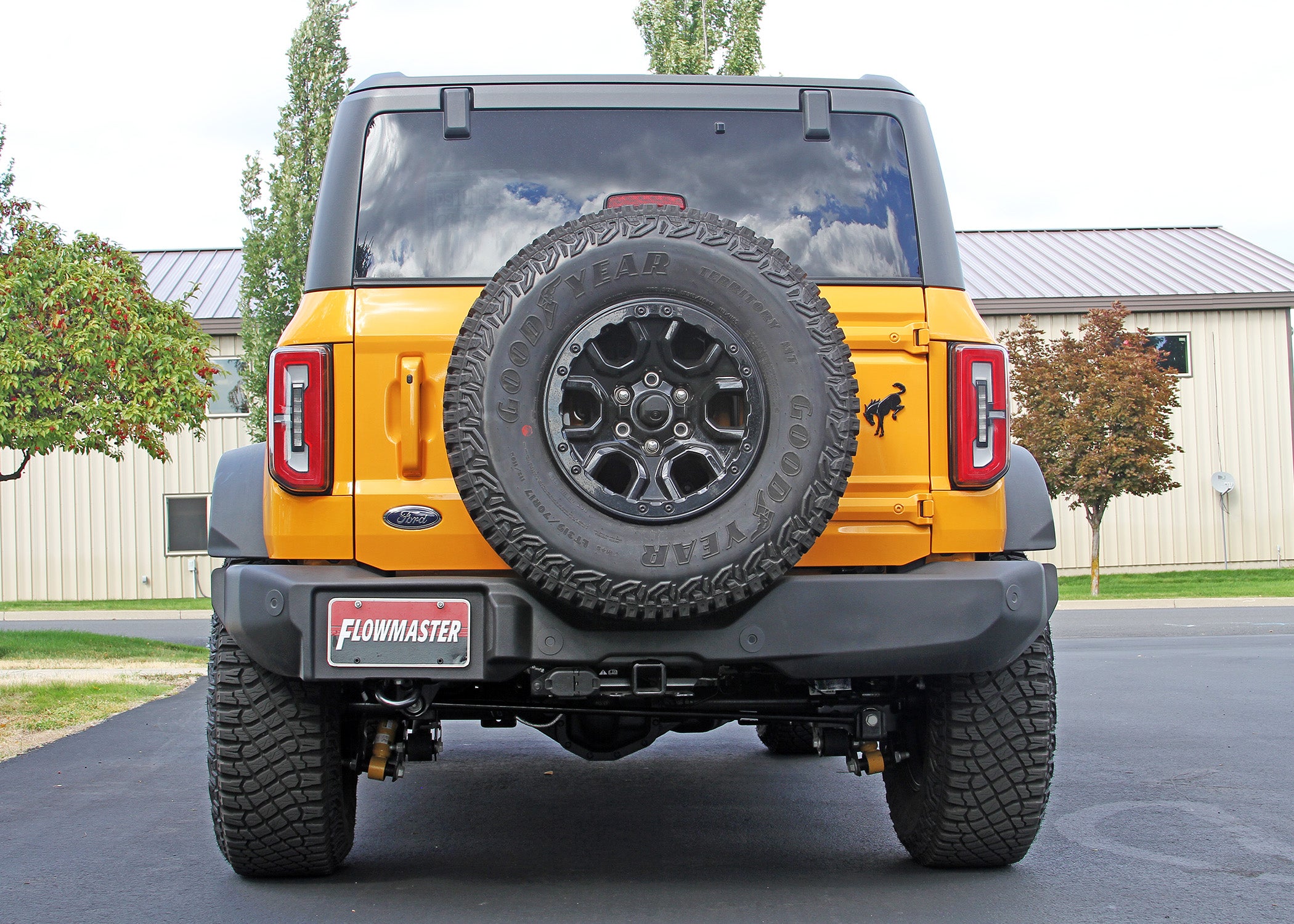 818121_7.jpg thumbnail