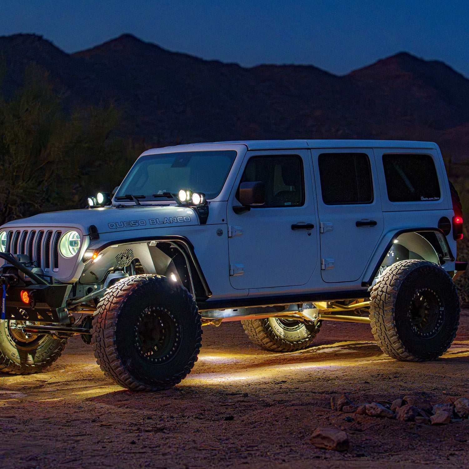 NAN114_v10.jpg thumbnail