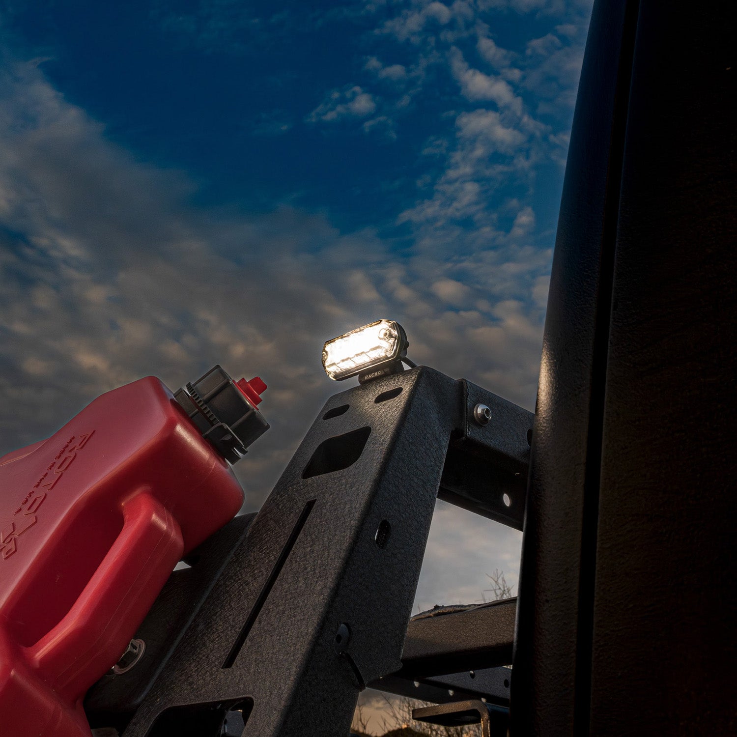 NAN116_v8.jpg thumbnail