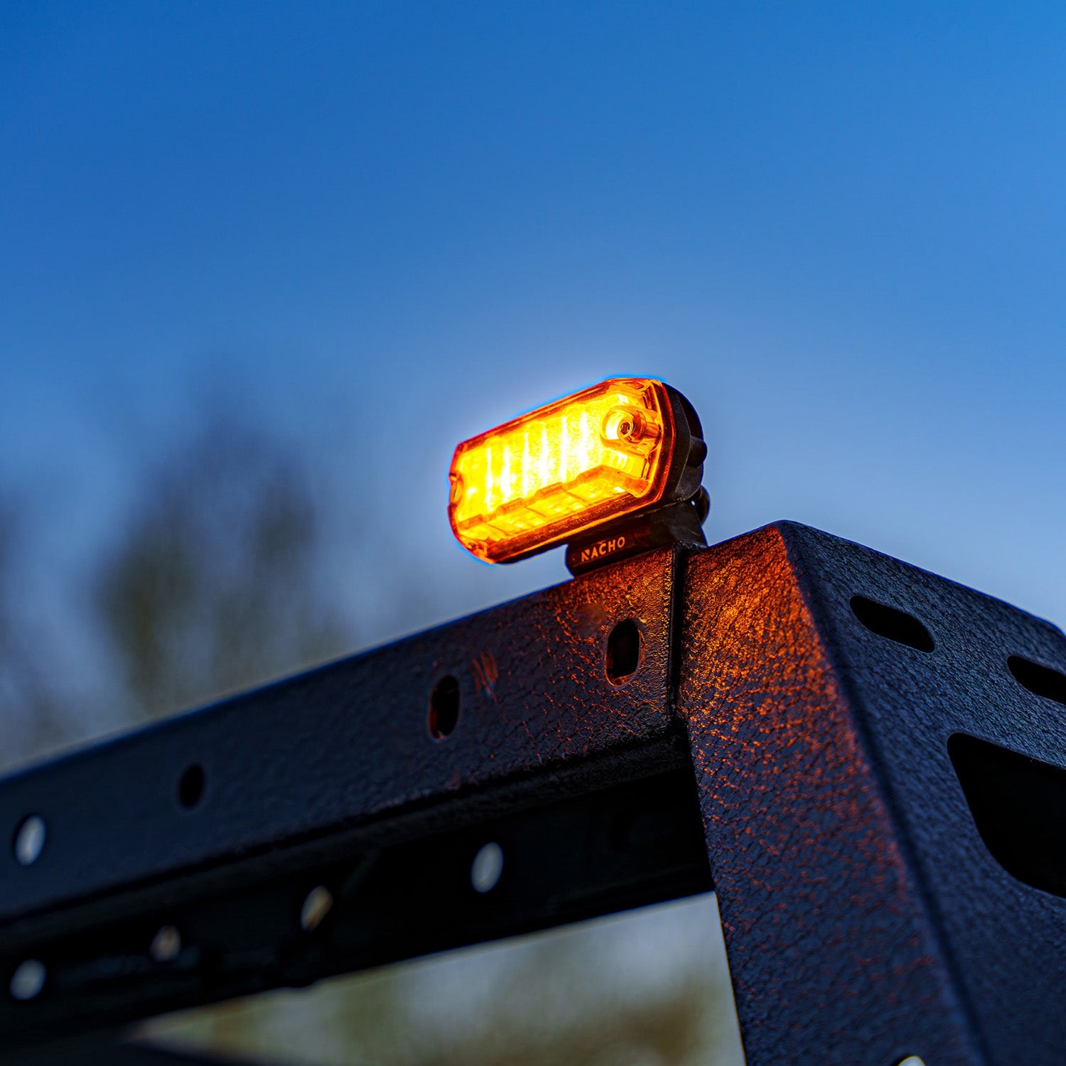 NAN212_v8.jpg thumbnail